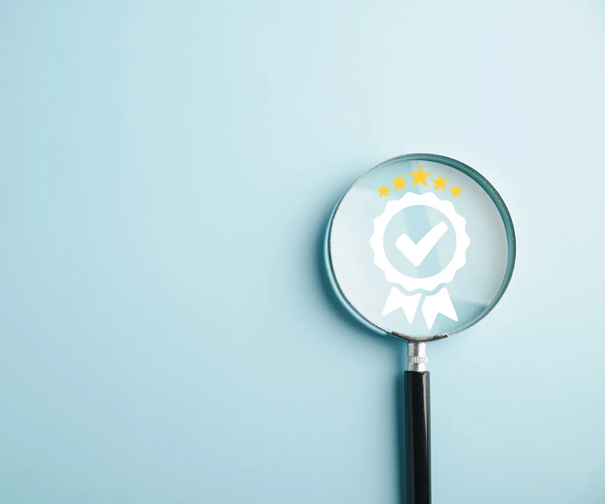 Wo liegen die Unterschiede zwischen NIS2 und ISO 27001